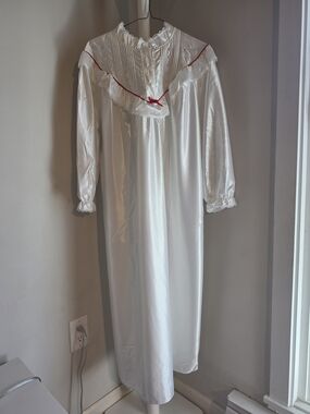 Vintage Avon White Long-Sleeve Nightgown with Red Trim